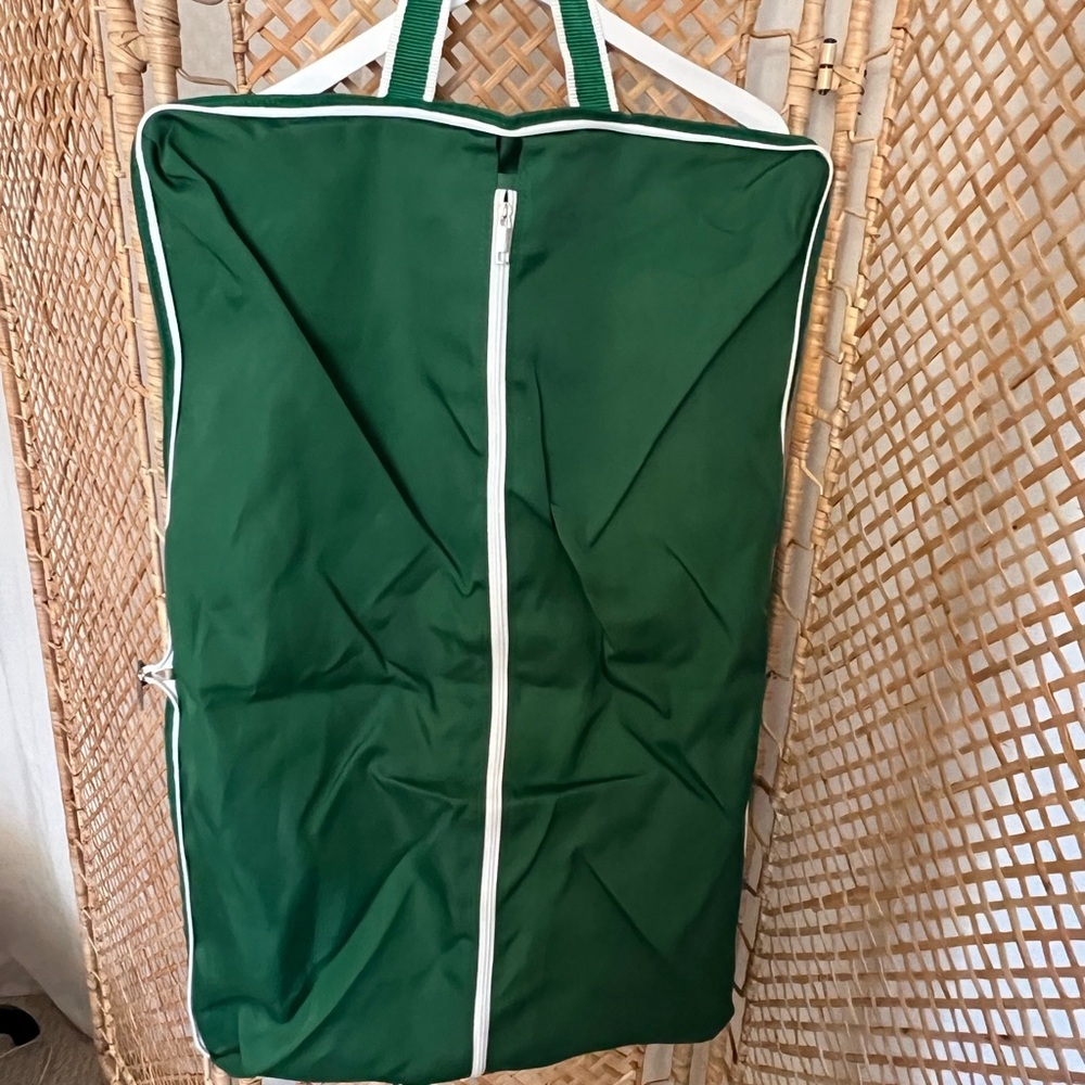 Lacoste Travel Garment Zippered & carry weekender bag travel luggage - Picture 9 of 12